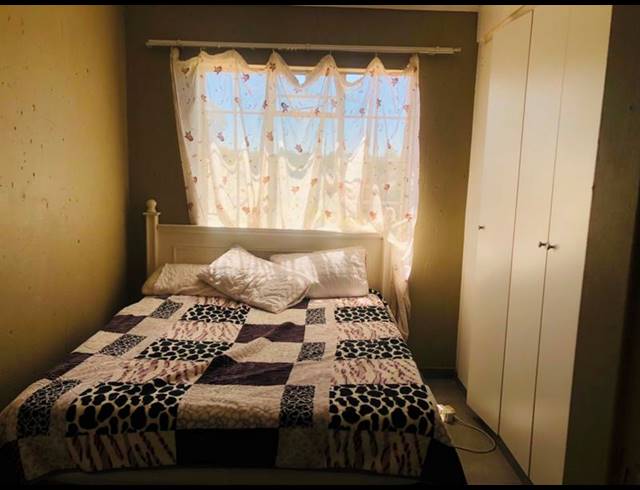 2 BEDROOM APARTMENT FOR SALE IN COMET